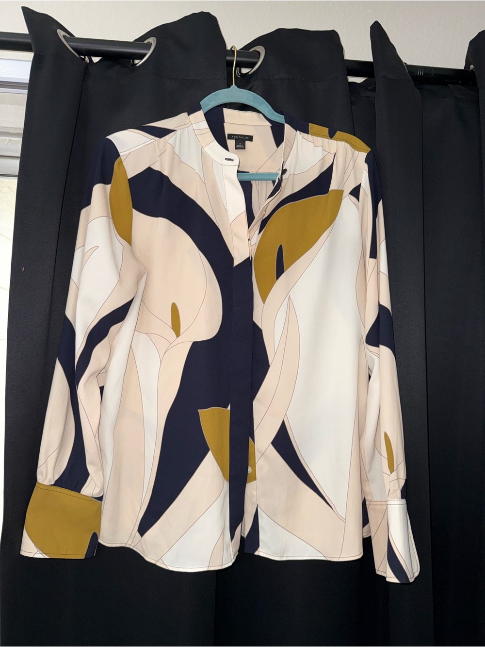 Ann Taylor Navy, Cream & Mustard Abstract Button-Front Blouse